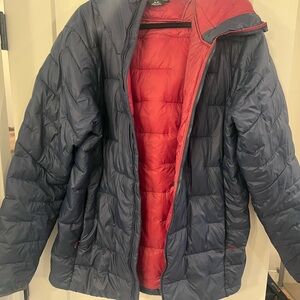 Patagonia Macro Puff Hoody (Men’s XL) – Like New – Navy/Red